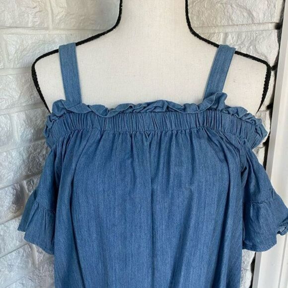 Off the Shoulder Ruffled Top - Picture 4 of 5